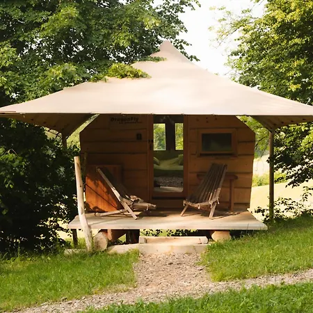 Campismo de Luxo Lakeside Glamping Tents Mazijev Gric